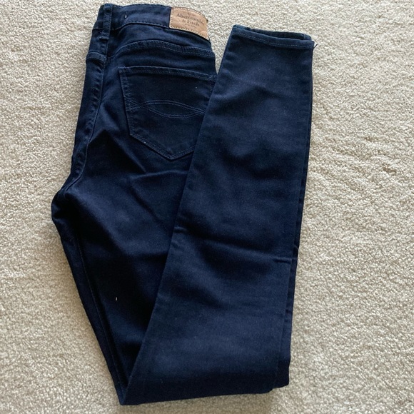 Abercrombie & Finch skinny jeans bundle - Picture 2 of 5